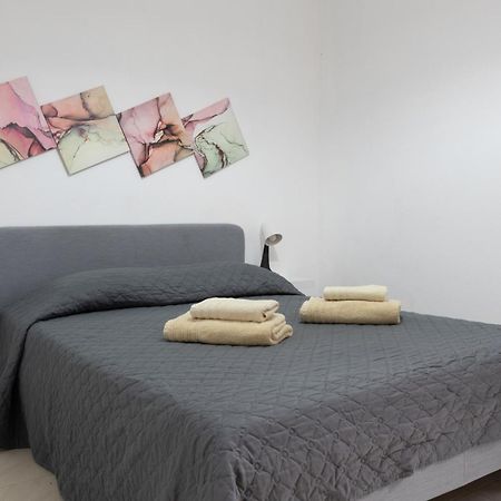 Blife Martinya House - Private Rooms And Apartments Olhão Exteriör bild
