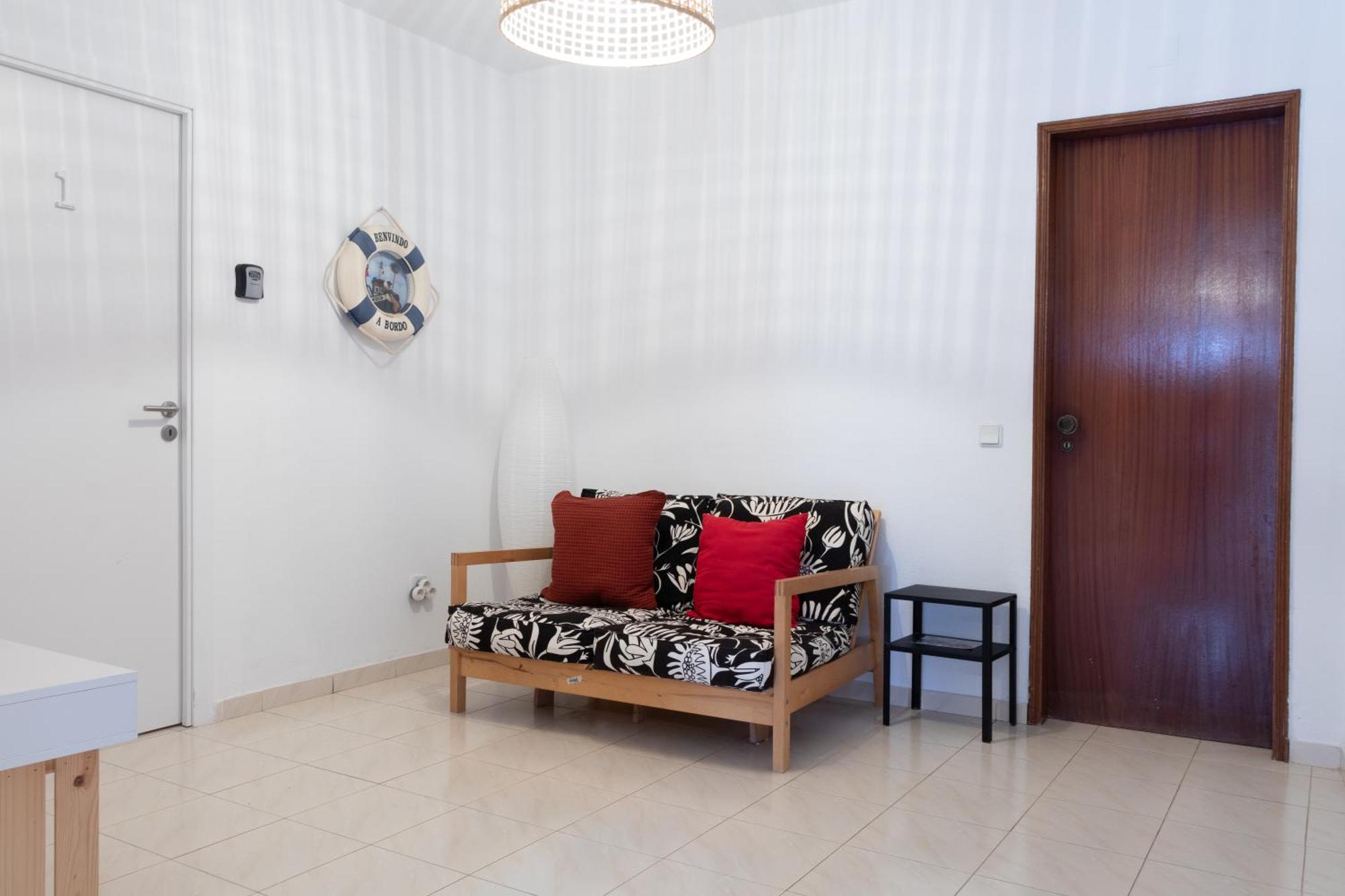 Blife Martinya House - Private Rooms And Apartments Olhão Exteriör bild