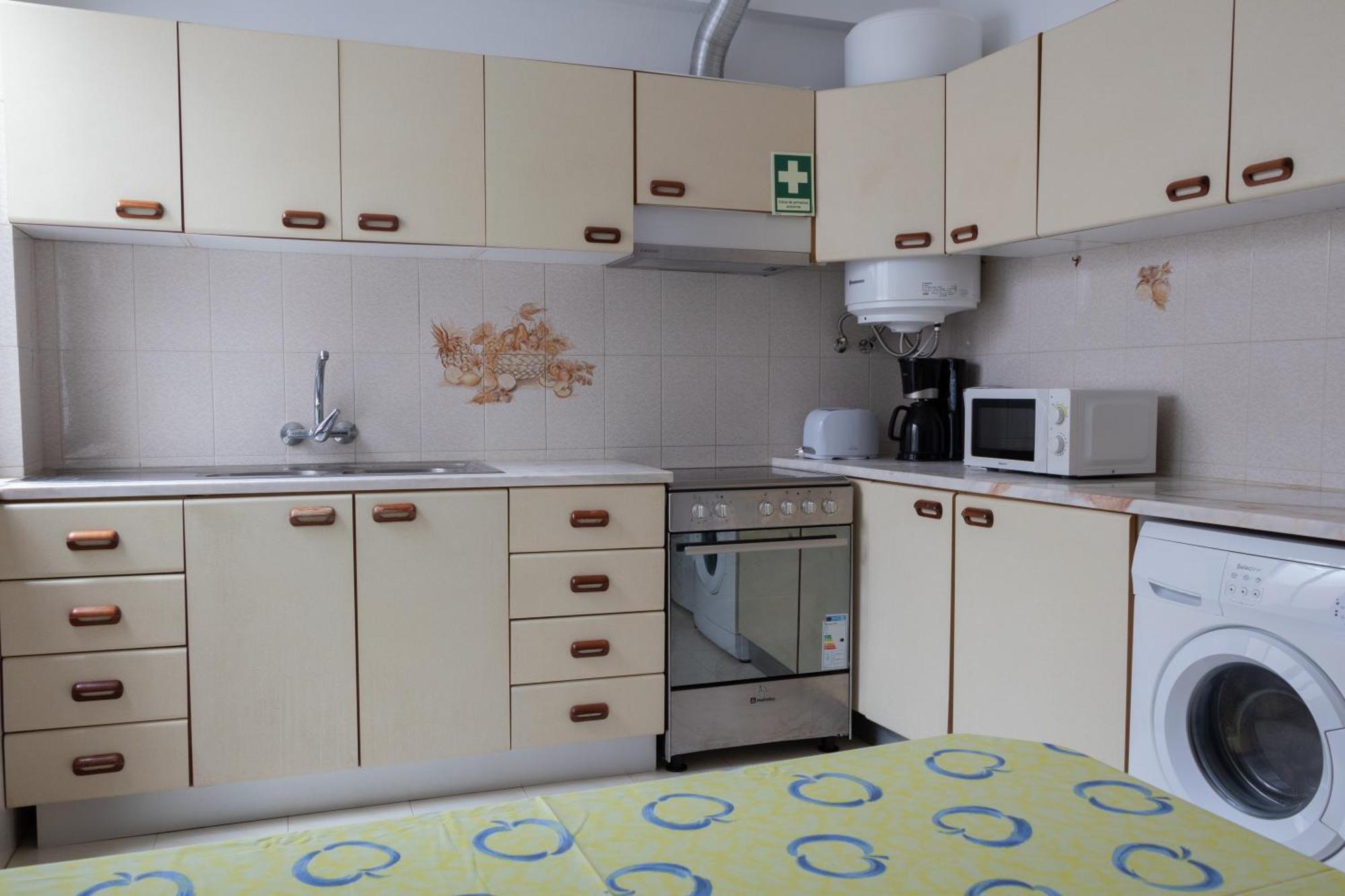 Blife Martinya House - Private Rooms And Apartments Olhão Exteriör bild